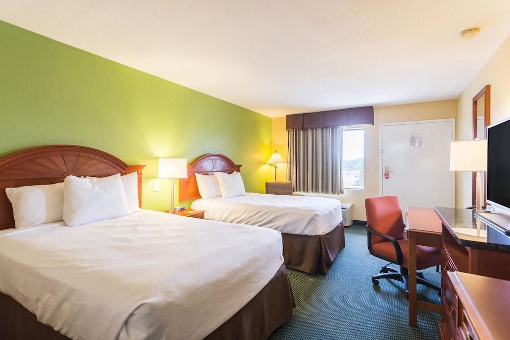 Econo Lodge White Pine Morristown I-81 & I-40 Split מראה חיצוני תמונה