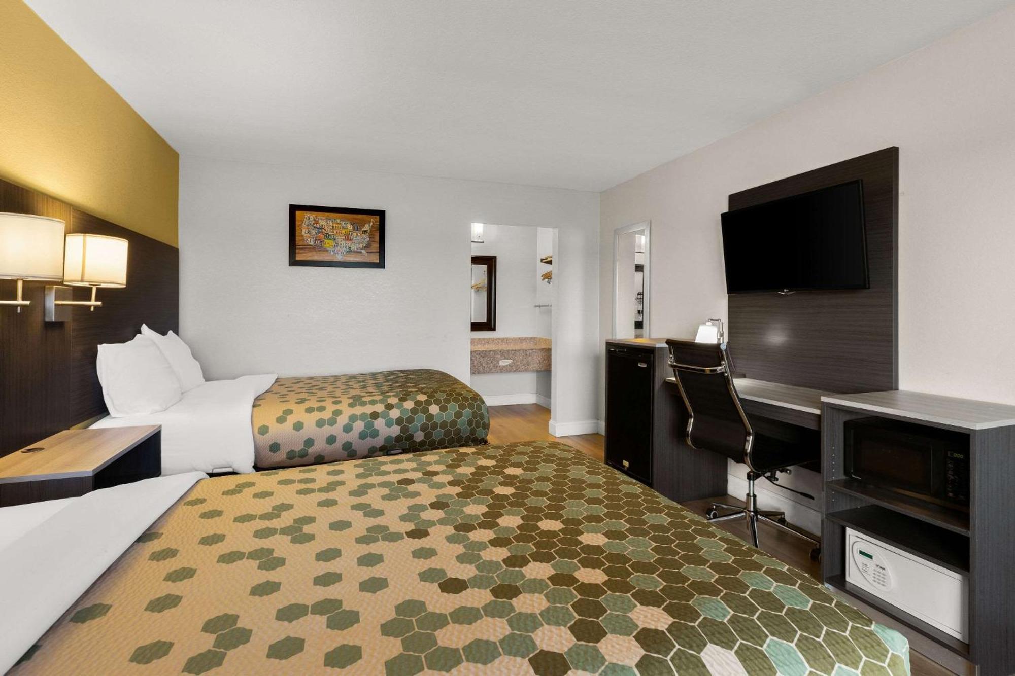 Econo Lodge White Pine Morristown I-81 & I-40 Split מראה חיצוני תמונה