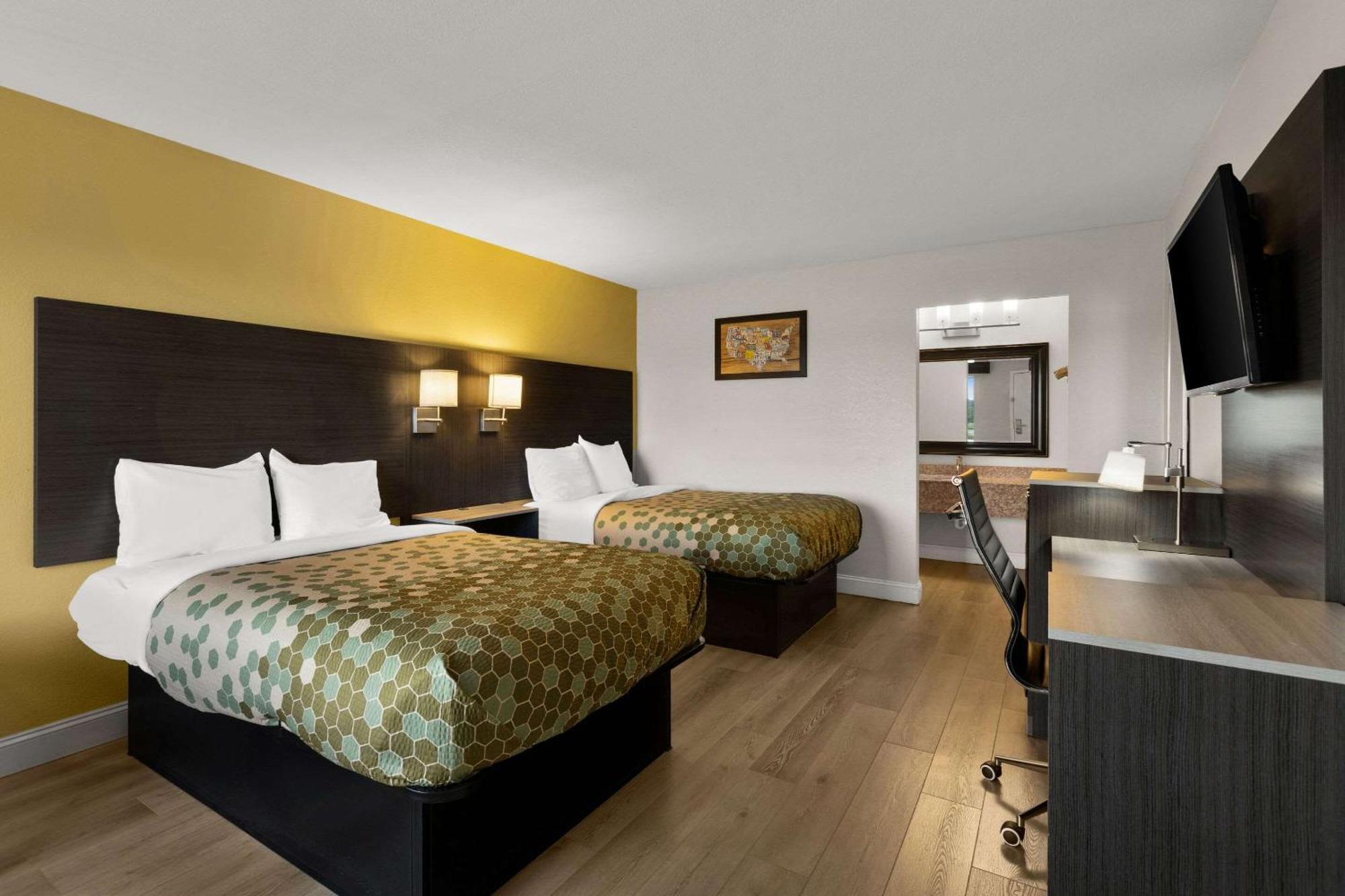 Econo Lodge White Pine Morristown I-81 & I-40 Split מראה חיצוני תמונה
