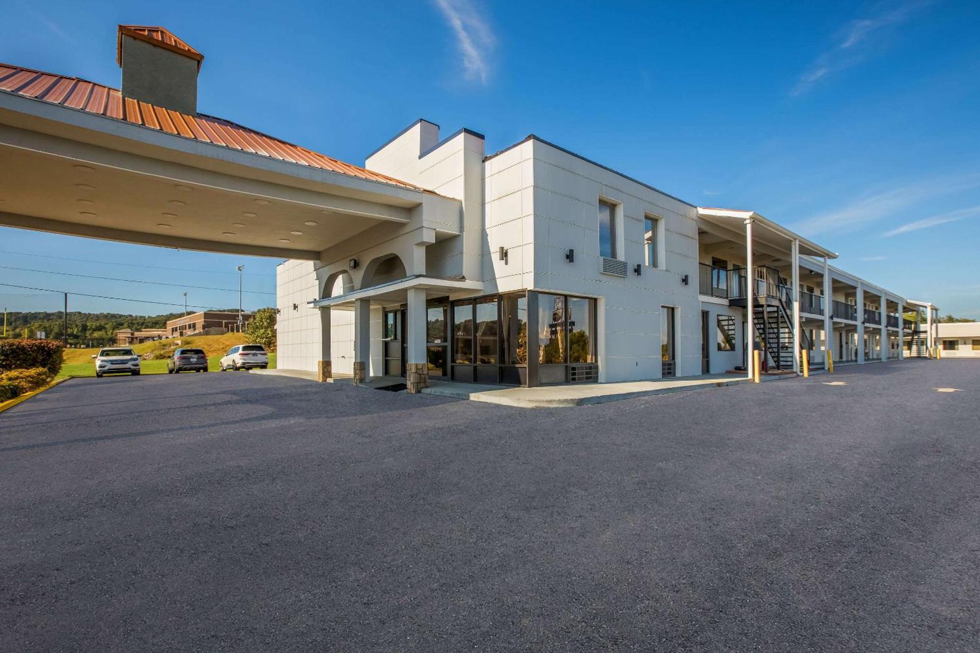 Econo Lodge White Pine Morristown I-81 & I-40 Split מראה חיצוני תמונה