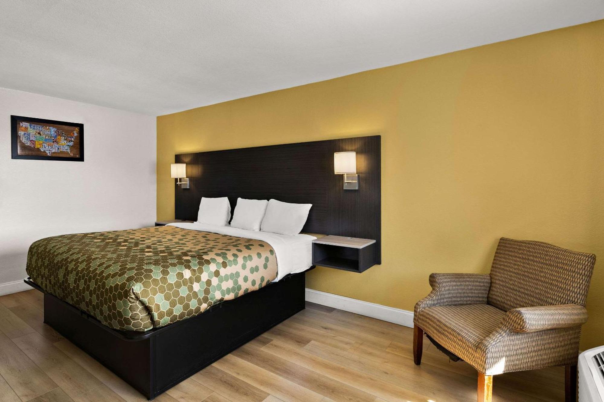Econo Lodge White Pine Morristown I-81 & I-40 Split מראה חיצוני תמונה